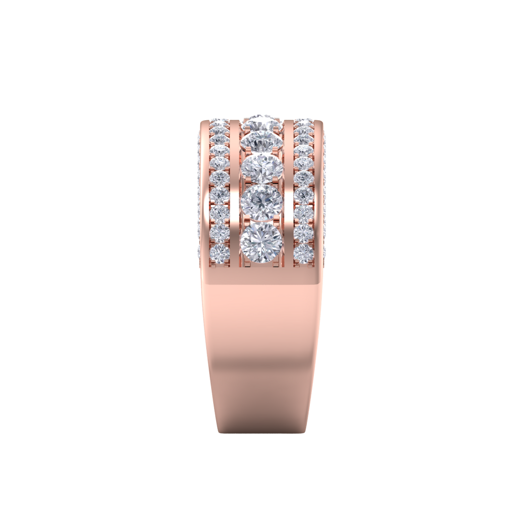 Five row diamond ring in white gold with white diamonds of 1.39 ct in weight