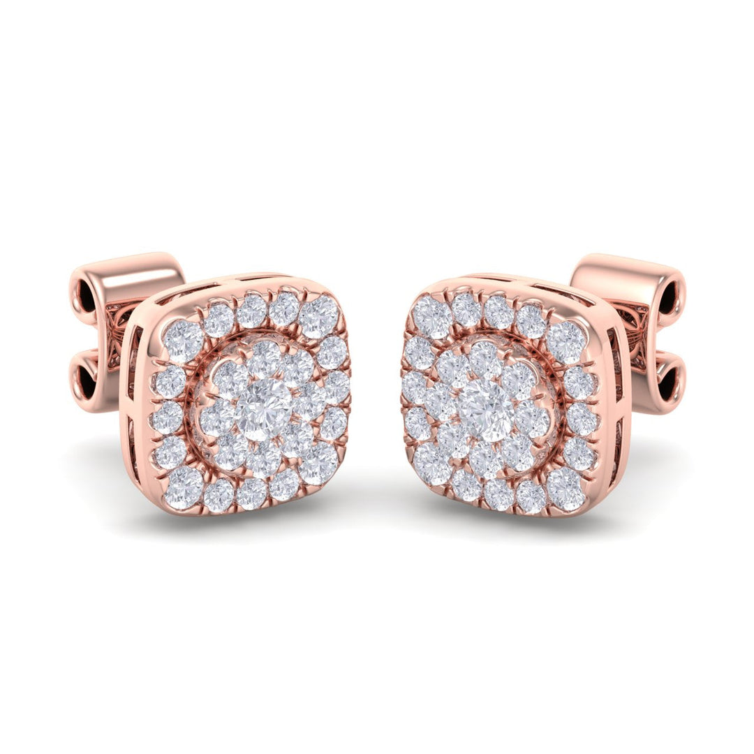 Elegant stud earrings in yellow gold with white diamonds of 0.51 ct in weight