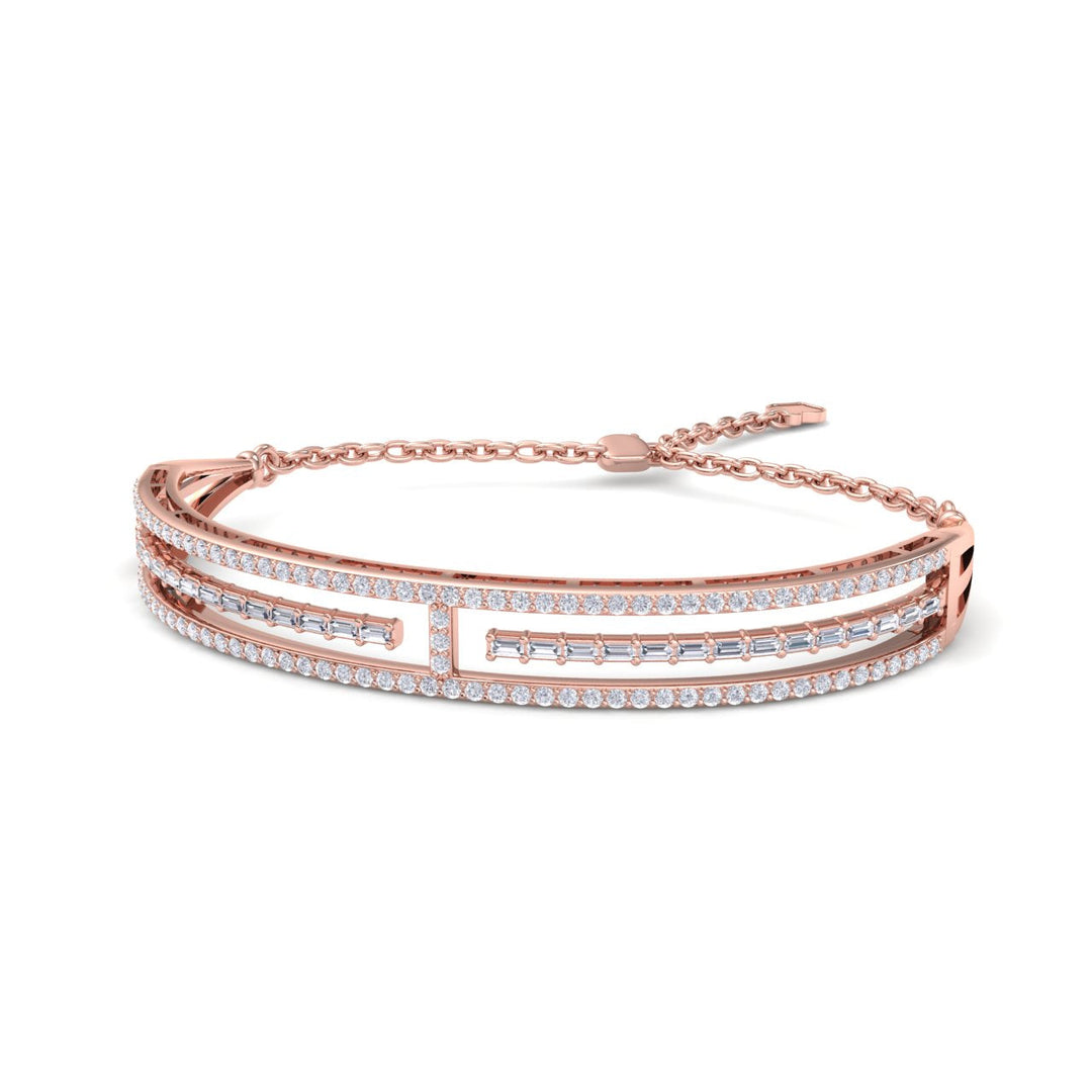 Bracelet in yellow gold with white diamonds of 1.75 ct in weight