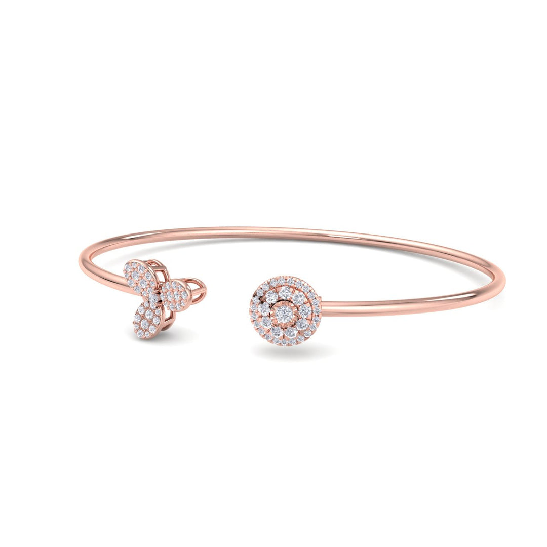 Cuff bracelet in yellow gold with white diamonds of 0.47 ct in weight