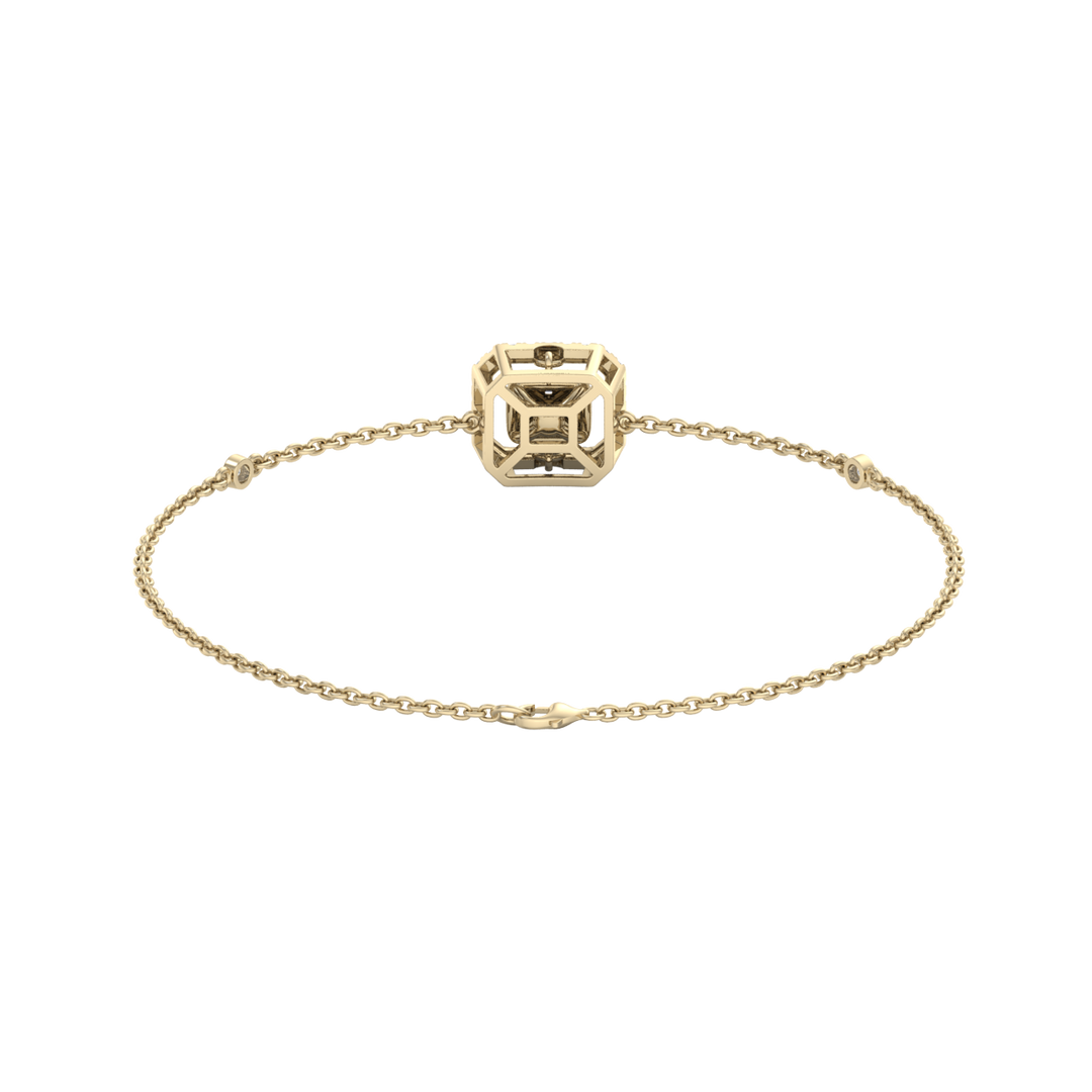 Square bracelet in yellow gold with white diamonds of 0.34 ct in weight