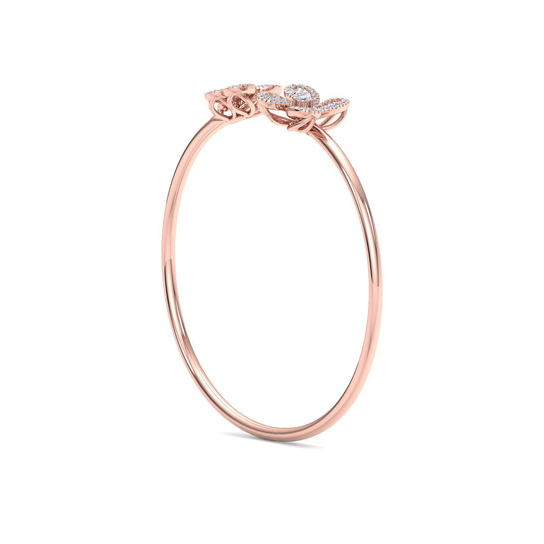 Cuff bracelet in white gold with white diamonds of 0.65 ct in weight
