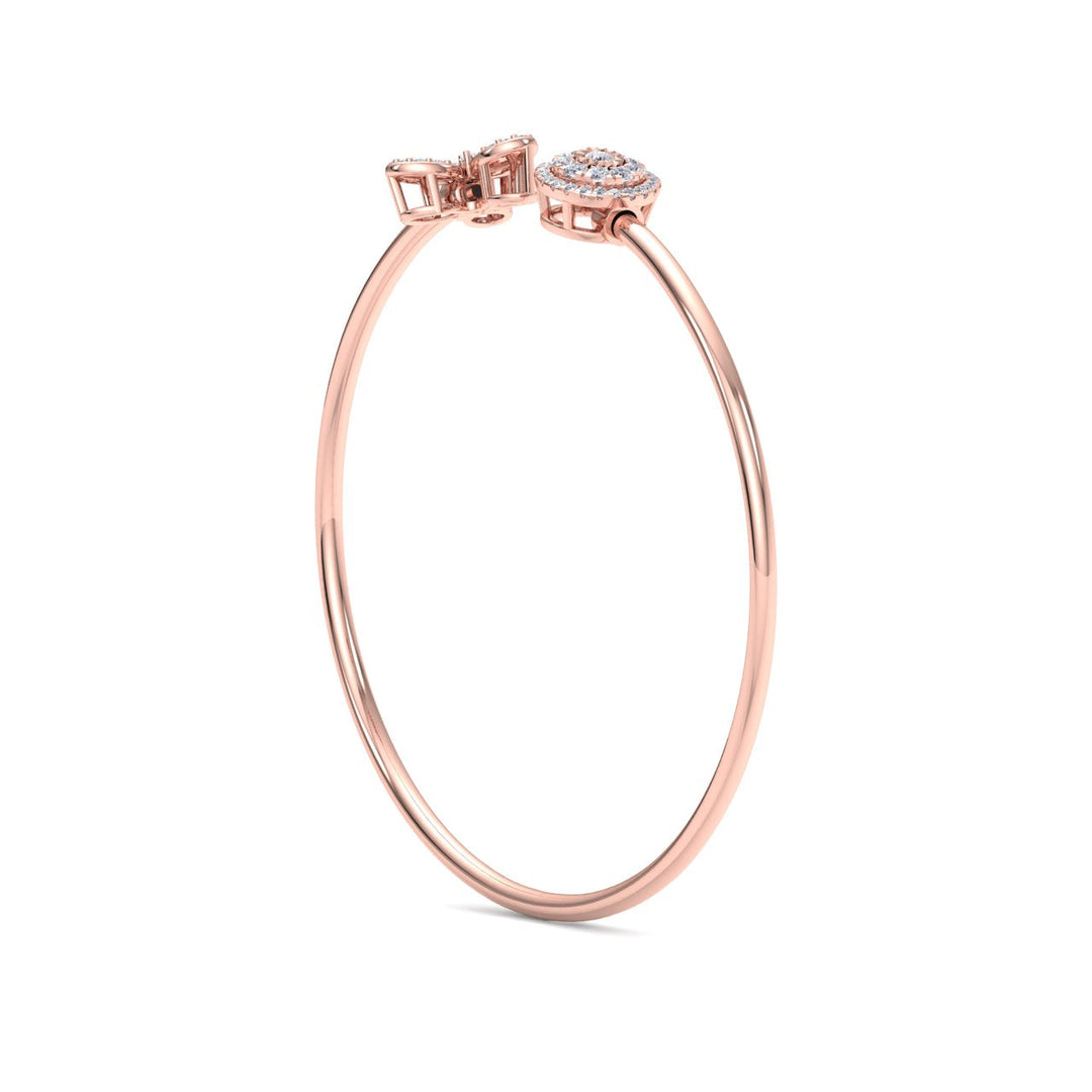 Cuff bracelet in yellow gold with white diamonds of 0.47 ct in weight