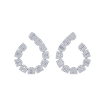 Load image into Gallery viewer, Circle studs in white gold with white diamonds of 5.82 ct in weight
