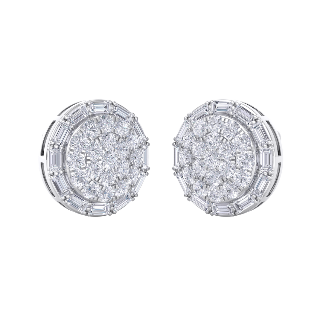 Round stud earrings in yellow gold with white diamonds of 1.38 ct in weight