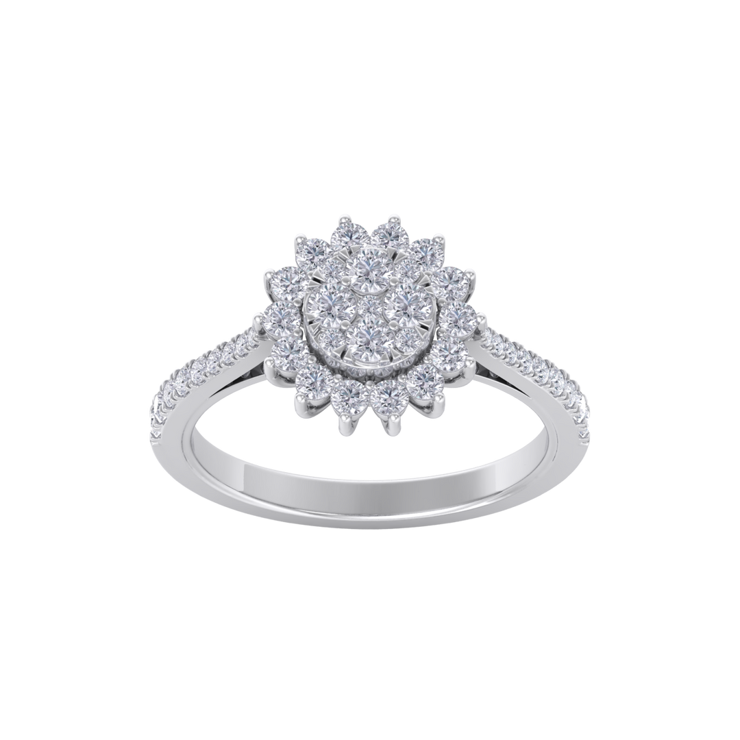 Beautiful ring in rose gold with white diamonds of 0.74 ct in weight