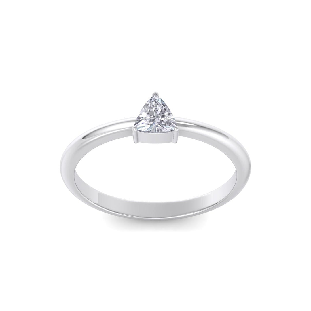 Dainty Diamond ring in yellow gold with white diamonds of 0.25 ct in weight
