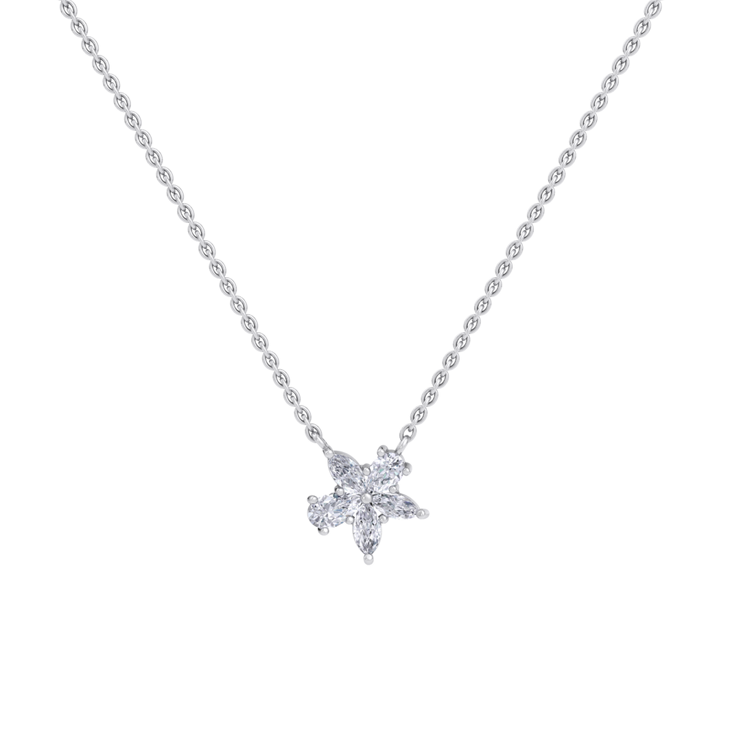 Petite flower necklace in yellow gold with white diamonds of 0.61 ct in weight