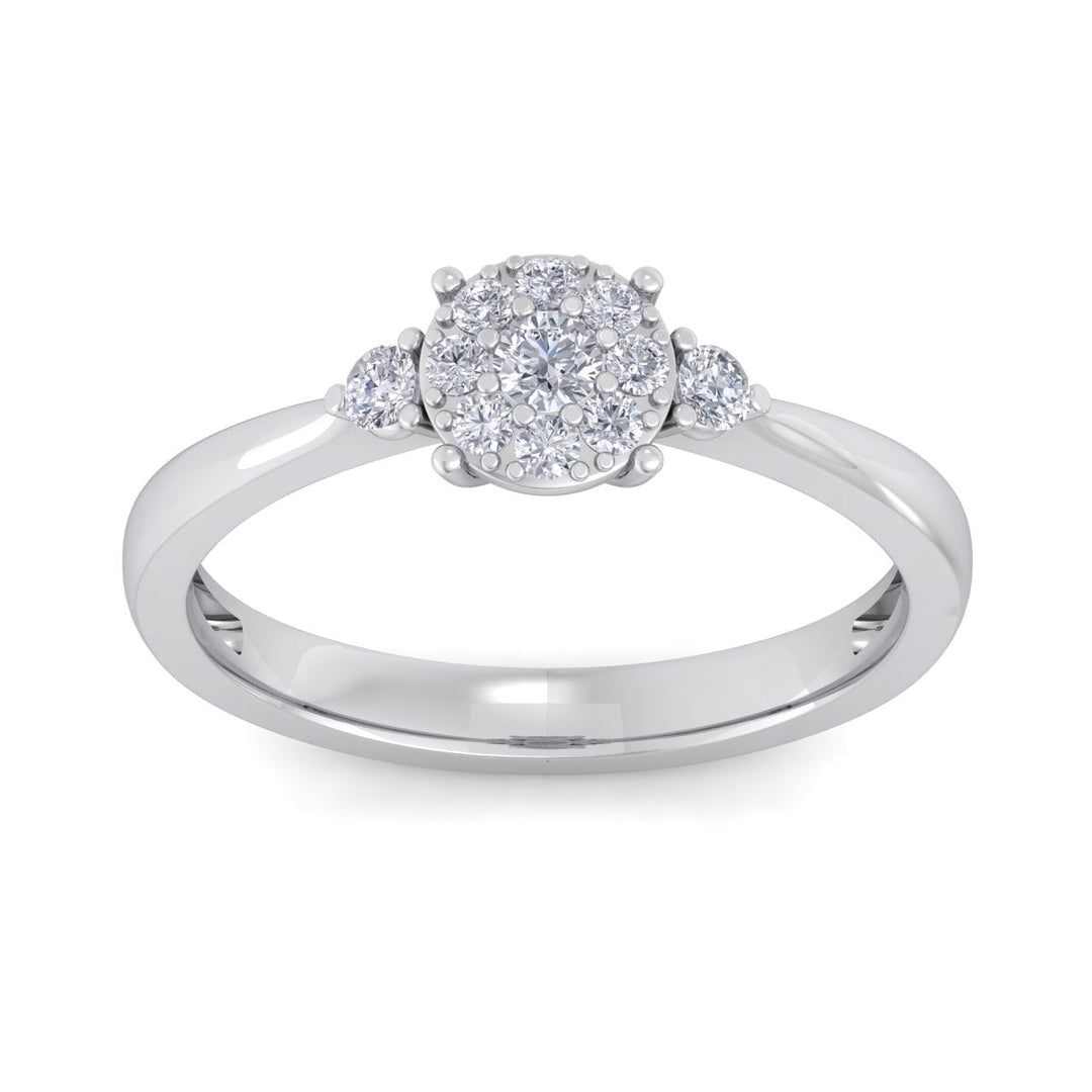 Elegant diamond ring in white gold with white diamonds of 0.33 ct in weight