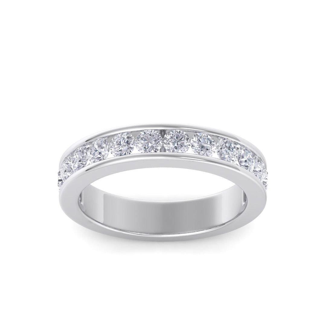 Classic Wedding band in rose gold with white diamonds of 1.01 ct in weight