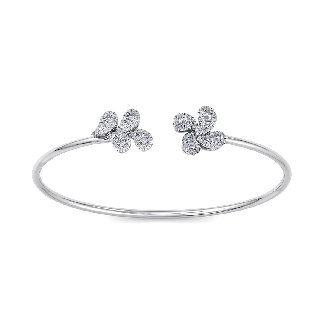 Cuff bracelet in white gold with white diamonds of 0.65 ct in weight