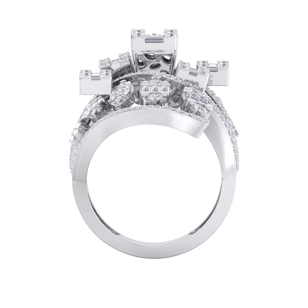 Statement diamond ring in yellow gold with white diamonds of 1.68 ct in weight