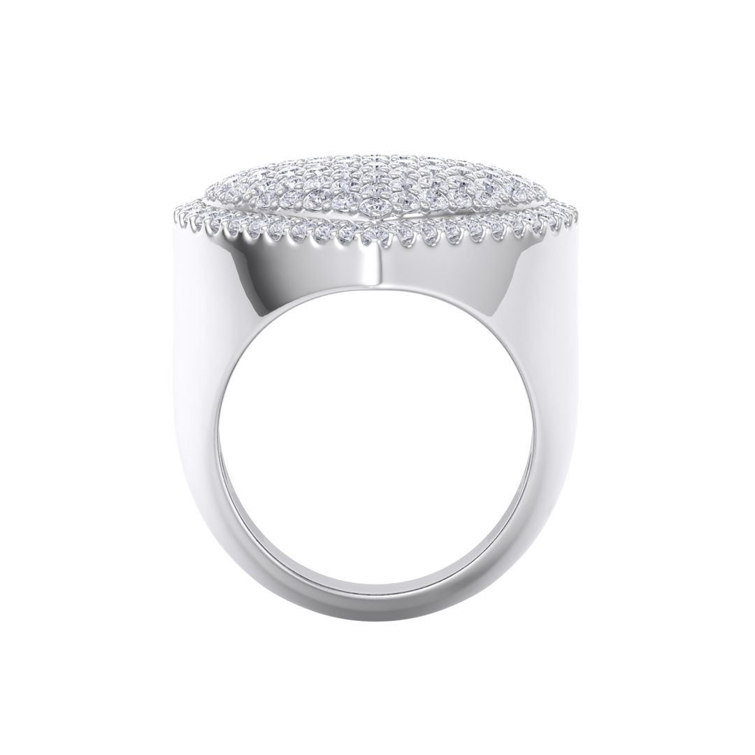 Heart diamond ring in yellow gold with white diamonds of 1.50 ct in weight