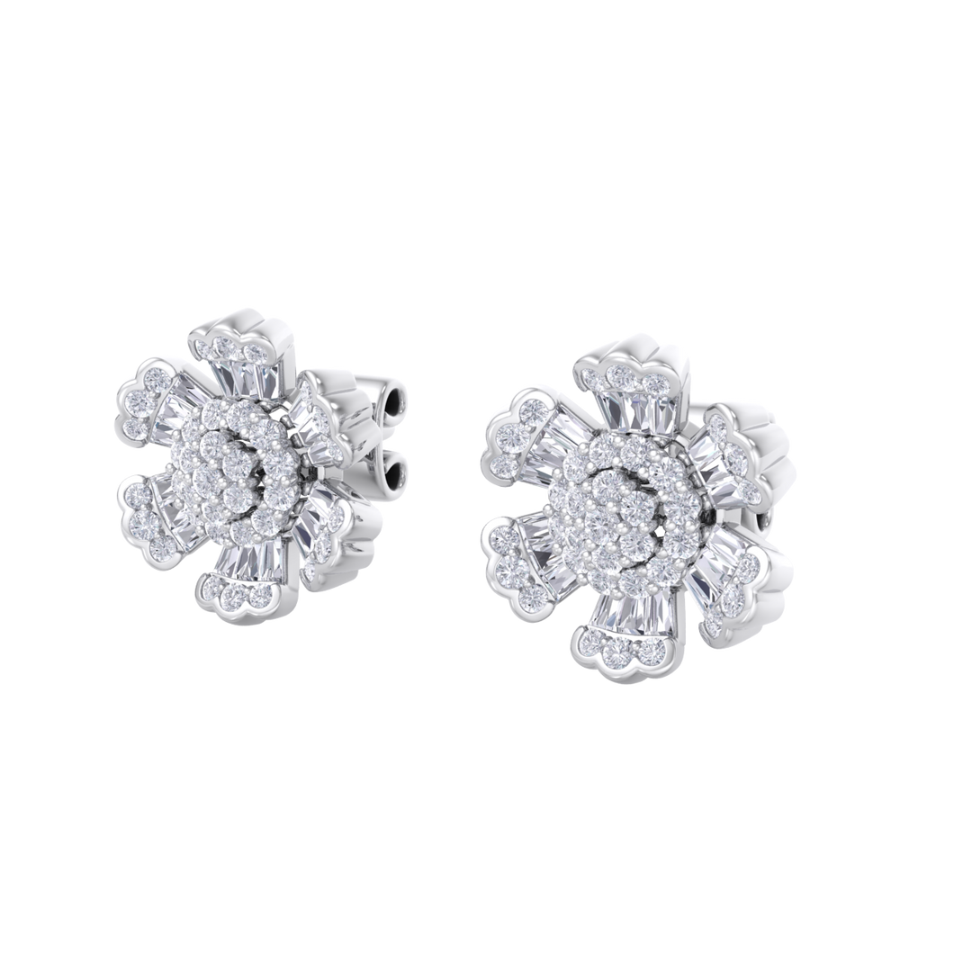 Flower stud earrings in rose gold with white diamonds of 0.78 ct in weight