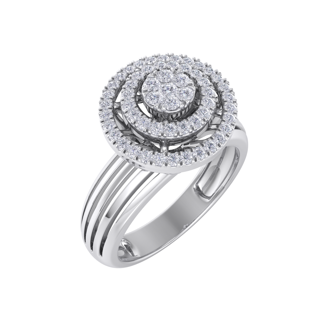 Diamond ring in yellow gold with white diamonds of 0.33 ct in weight