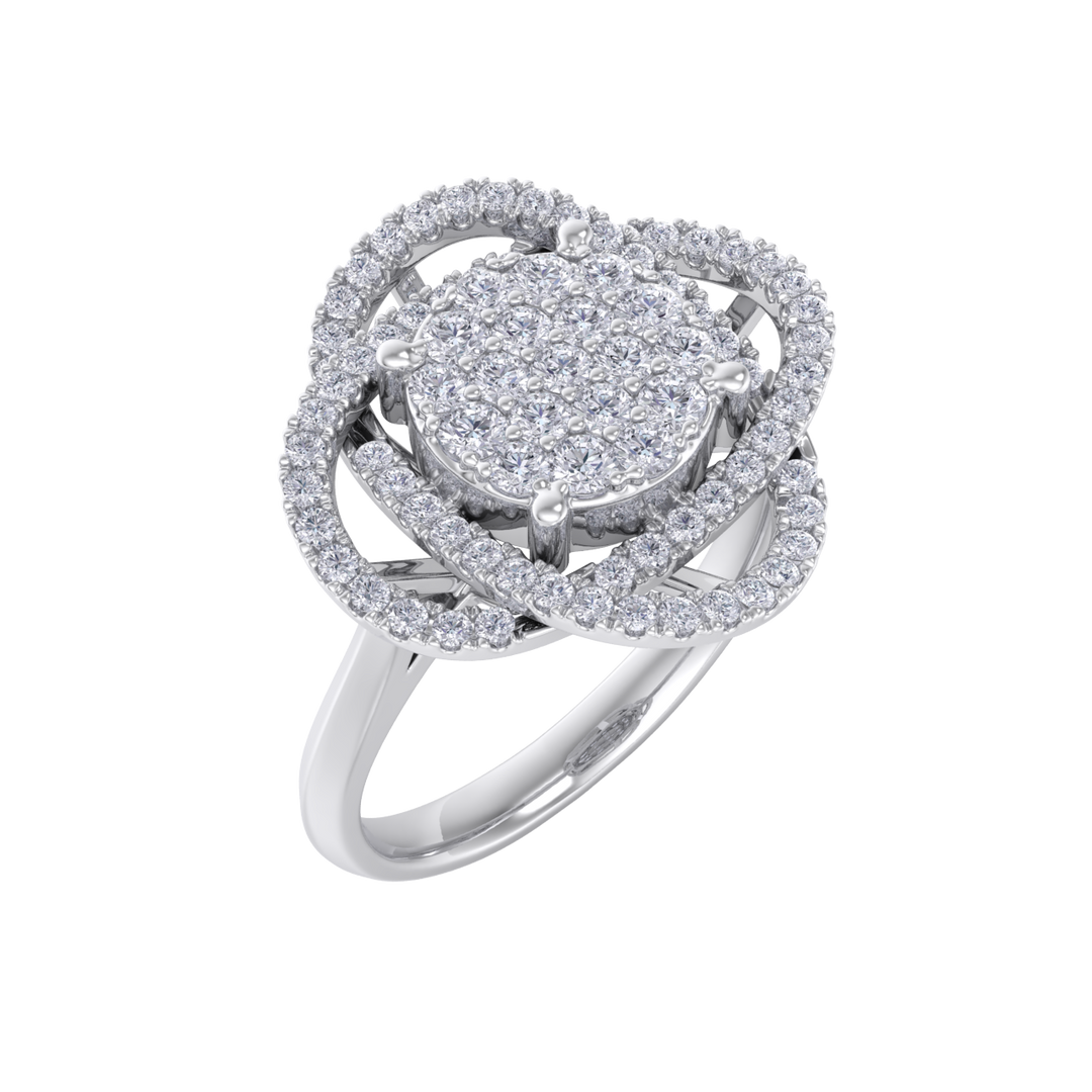 Intricate diamond ring in yellow gold with white diamonds of 0.63 ct in weight