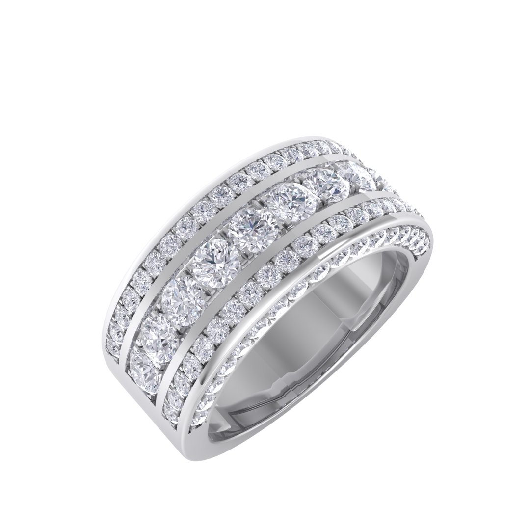 Five row diamond ring in white gold with white diamonds of 1.39 ct in weight