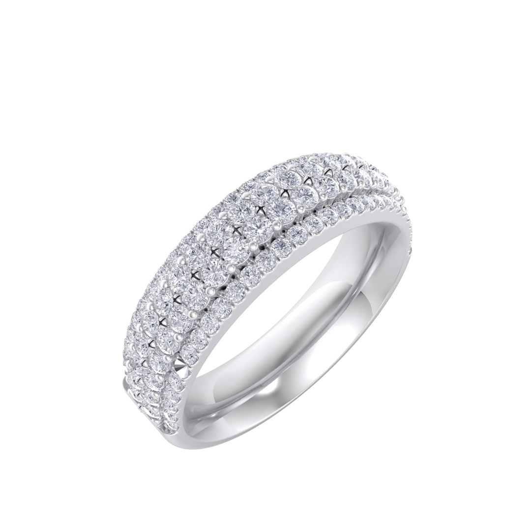Diamond ring in rose gold with white diamonds of 0.85 ct in weight