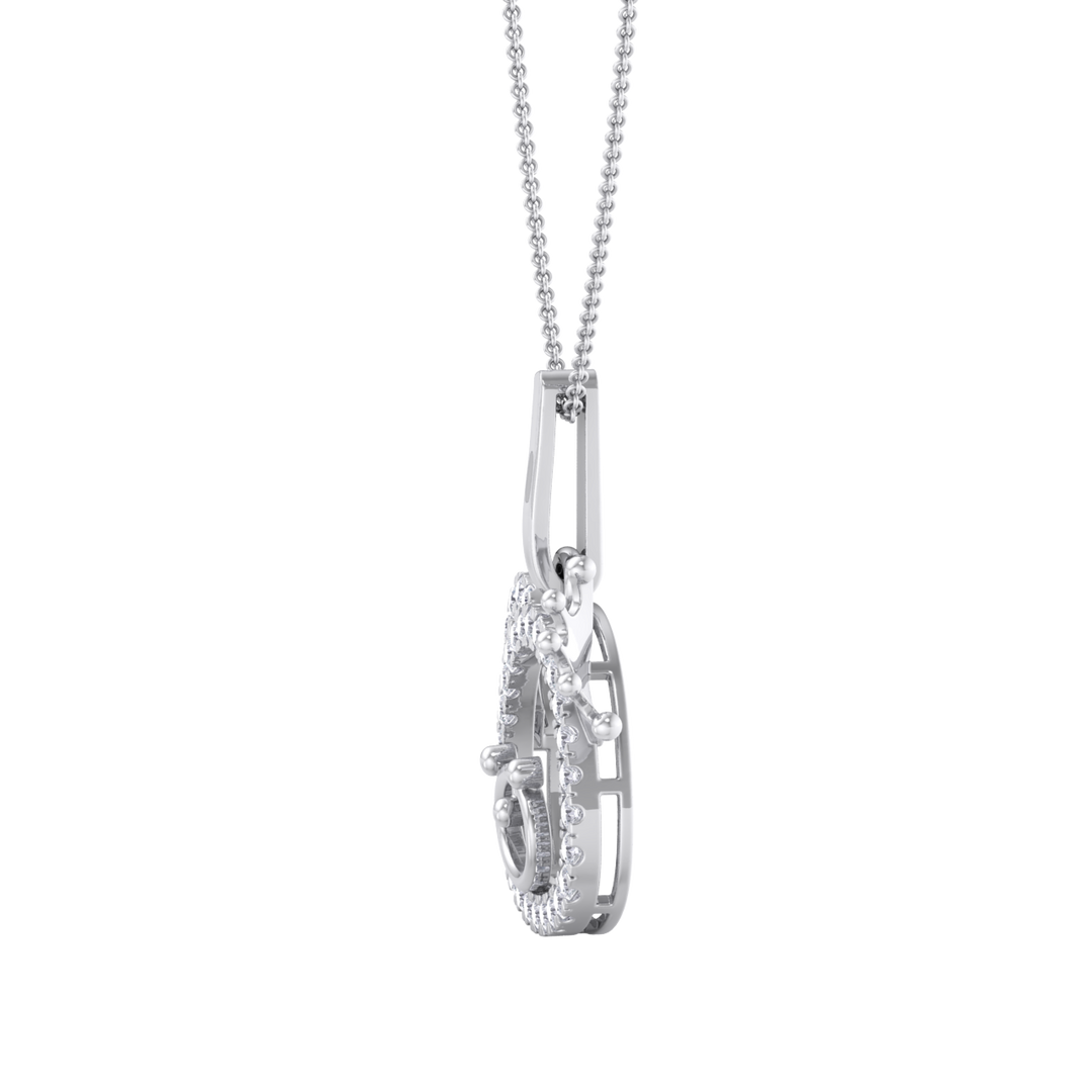Cute Pendant in rose gold with white diamonds of 0.58 ct in weight