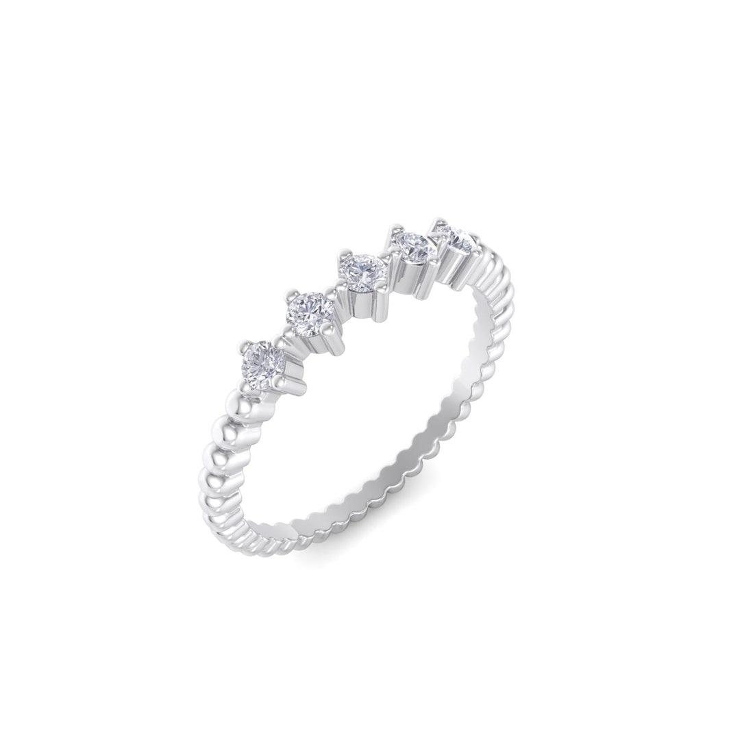 Diamond ring in rose gold with white diamonds of 0.20 ct in weight