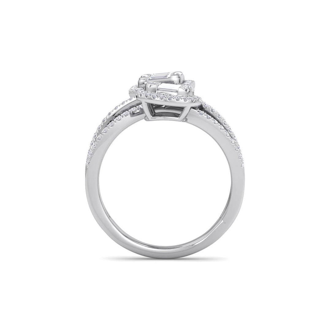 Multi-band ring in white gold with white diamonds of 1.02 ct in weight
