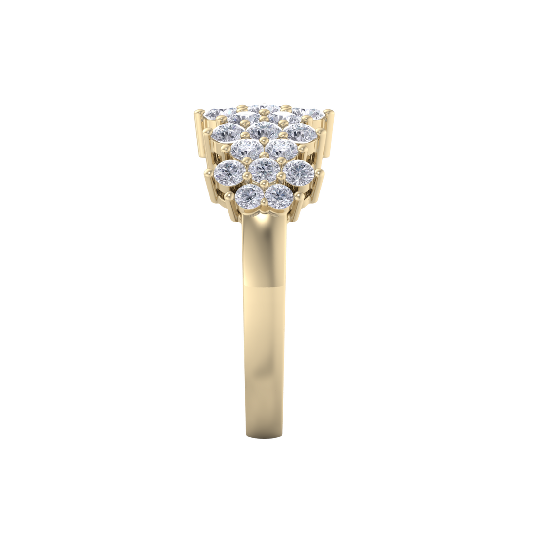 Beautiful ring in yellow gold with white diamonds of 1.16 ct in weight