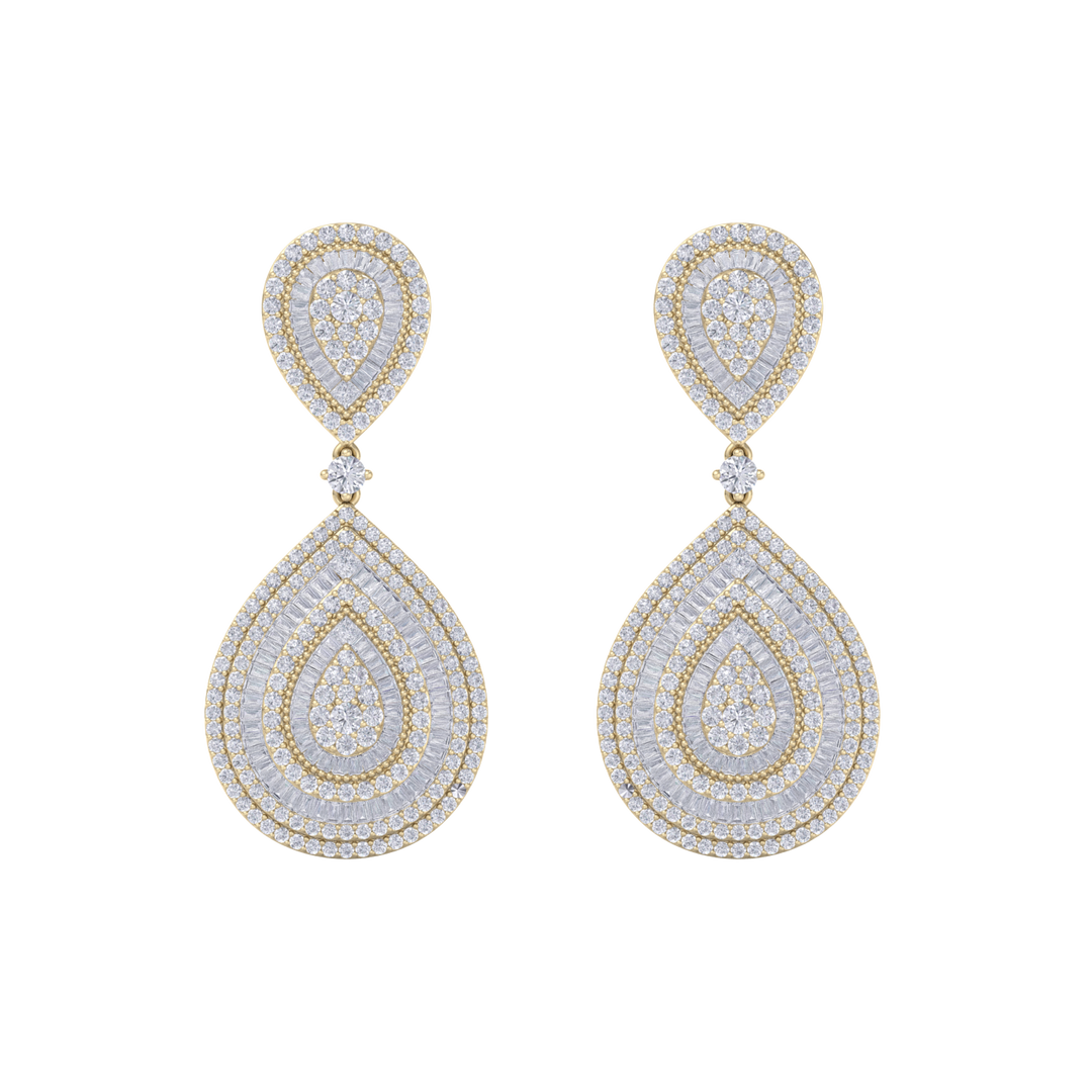 Diamond chandelier earrings in yellow gold with white diamonds of 8.15 ct in weight