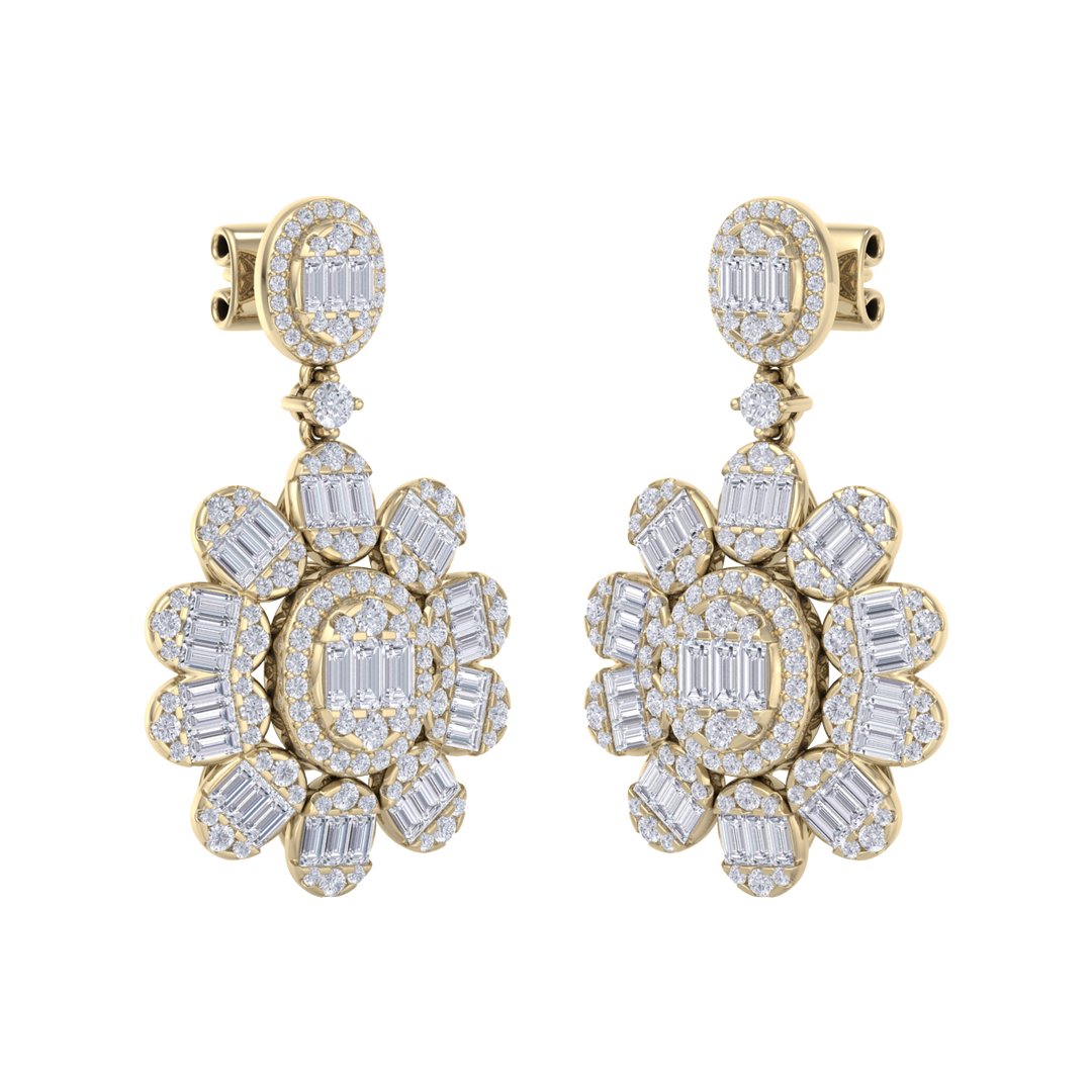 Formal chandelier earrings in rose gold with white diamonds of 4.12 ct in weight
