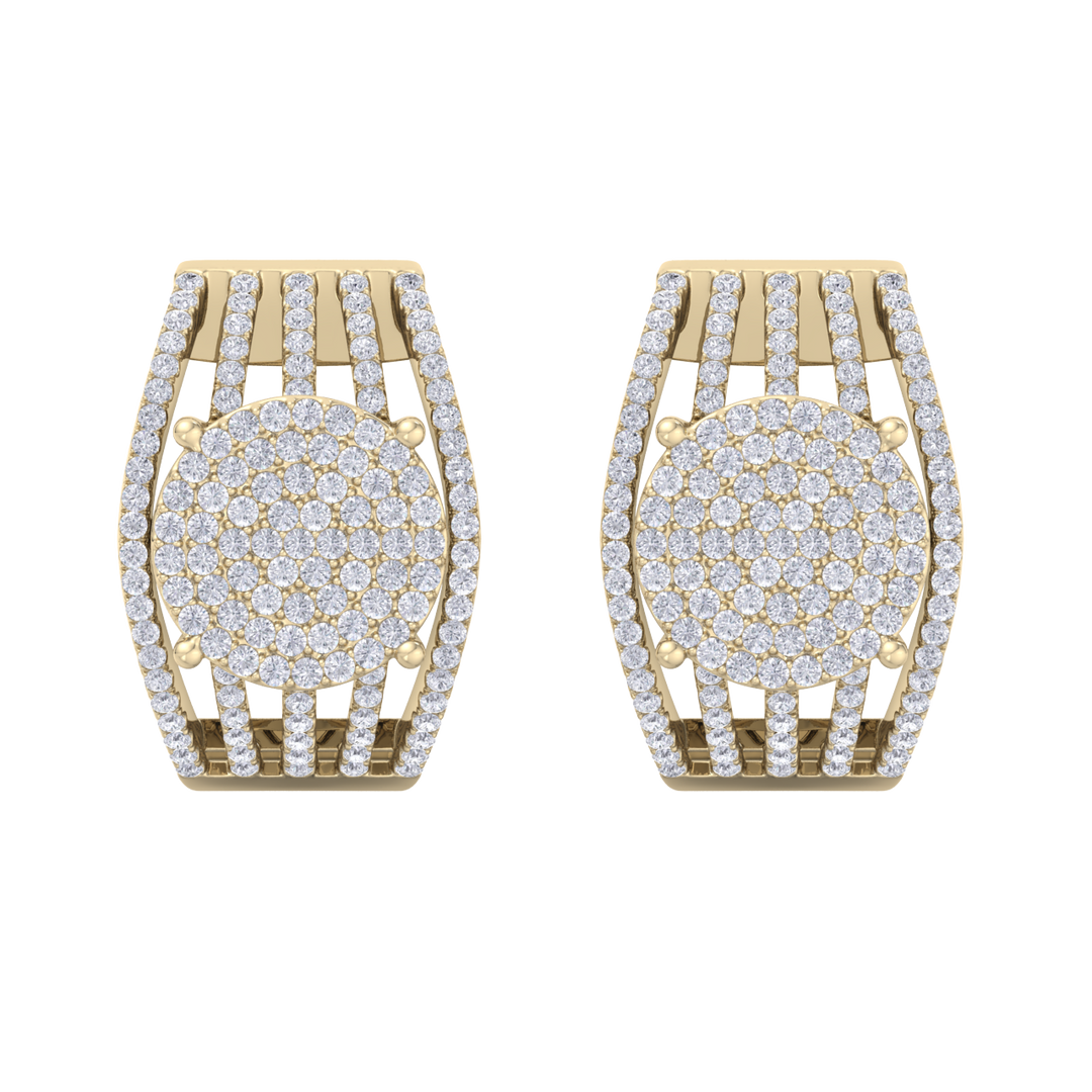 Beautiful Stud Earrings in yellow gold with white diamonds of 1.27 in weight