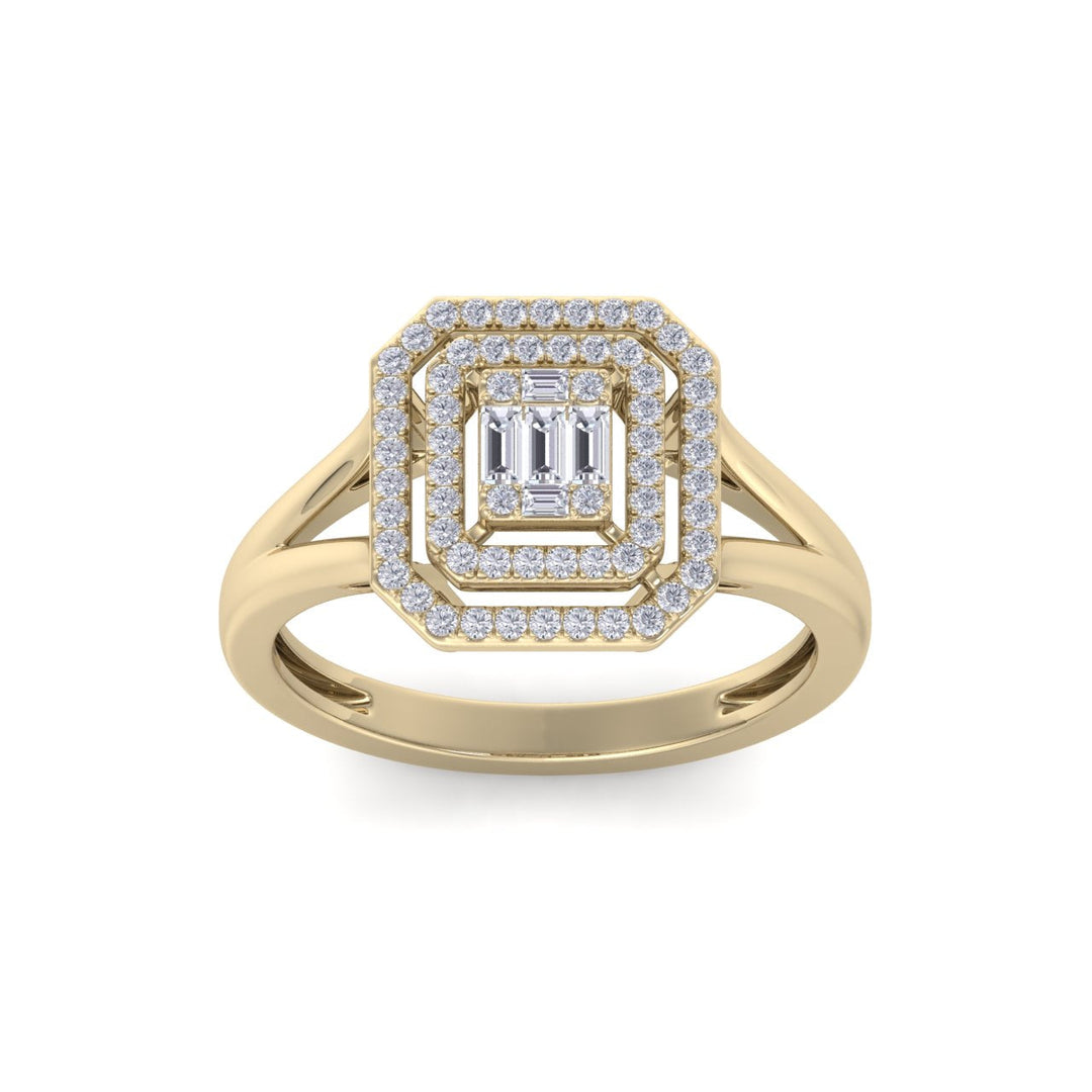 Beautiful Ring in white gold with white diamonds of 0.39 ct in weight