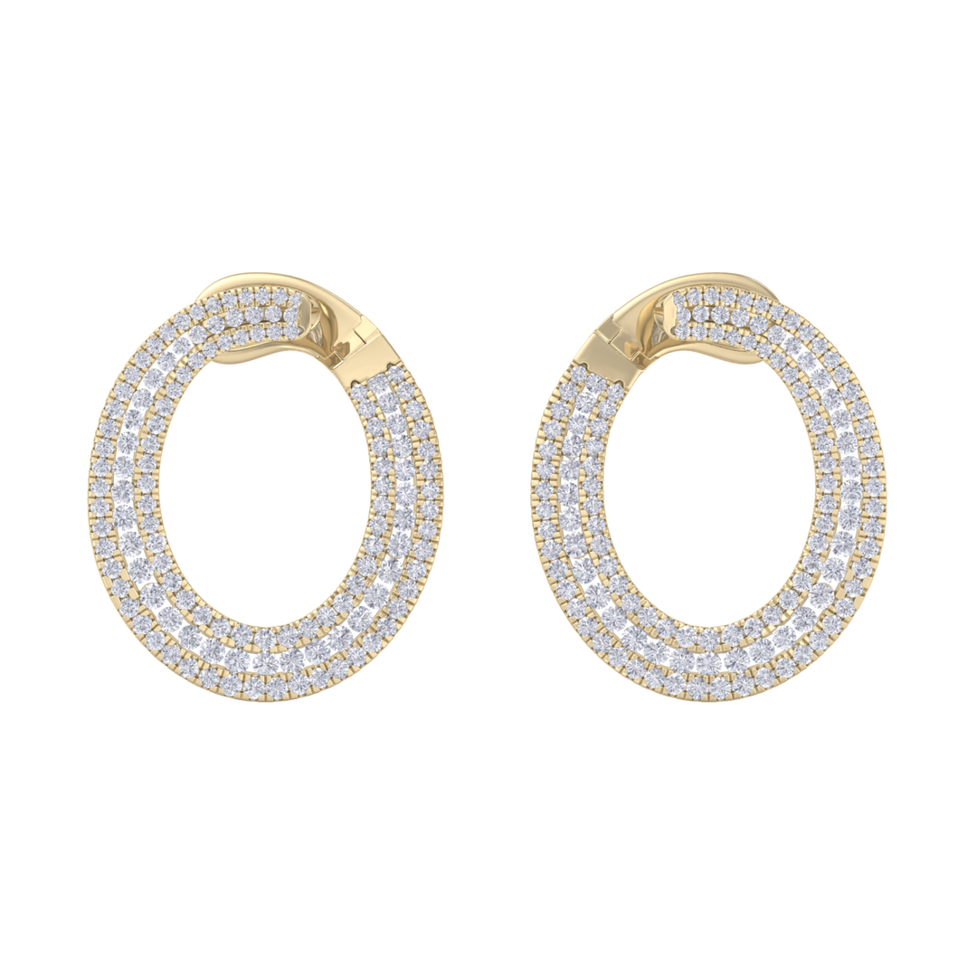 Hoop earrings in rose gold with white diamonds of 2.78 ct in weight