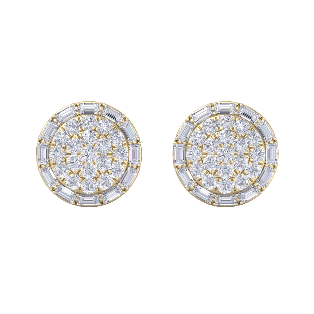 Round stud earrings in yellow gold with white diamonds of 1.38 ct in weight