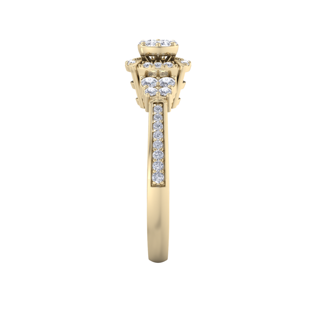 Diamond ring in yellow gold with white diamonds of 0.40 ct in weight