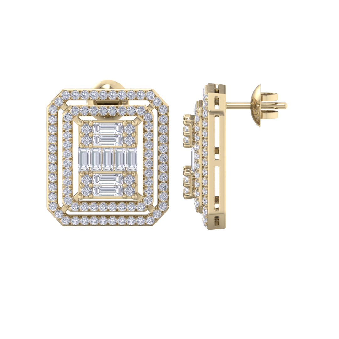 Beautiful Stud Earrings in white gold with white diamonds of 1.88 in weight
