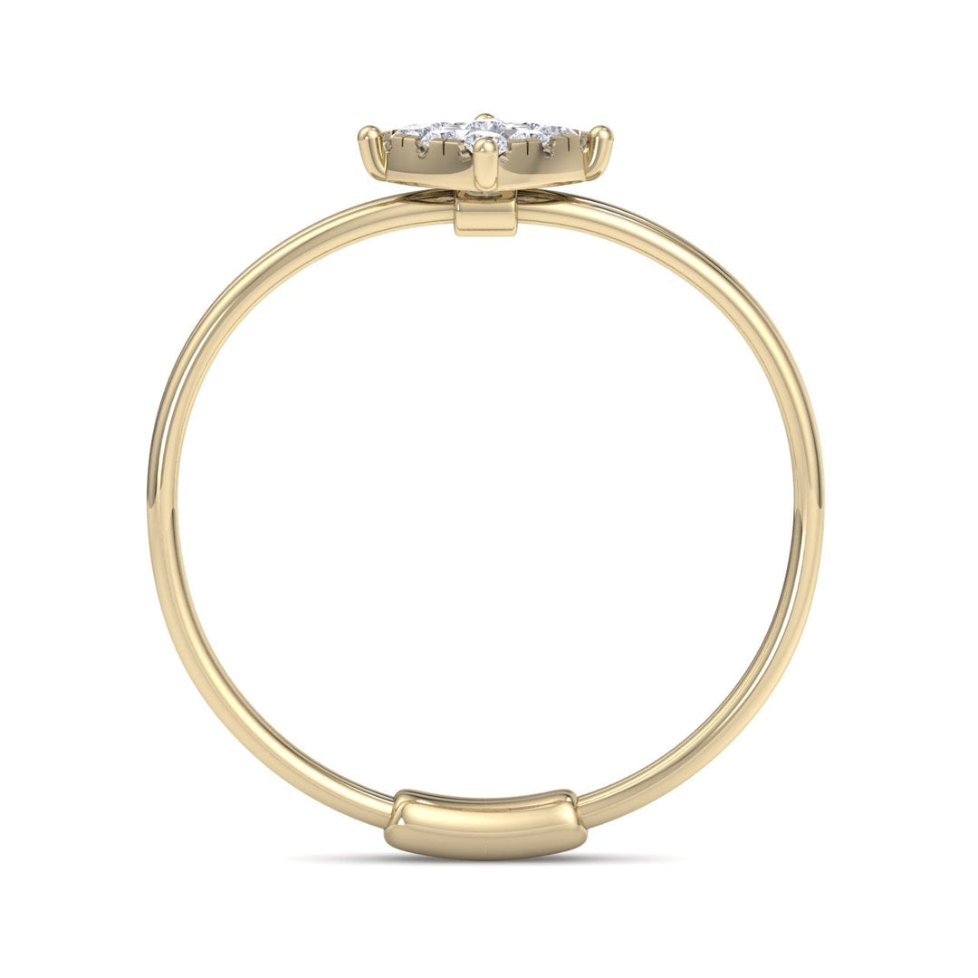Beautiful Ring in white gold with white diamonds of 0.13 ct in weight