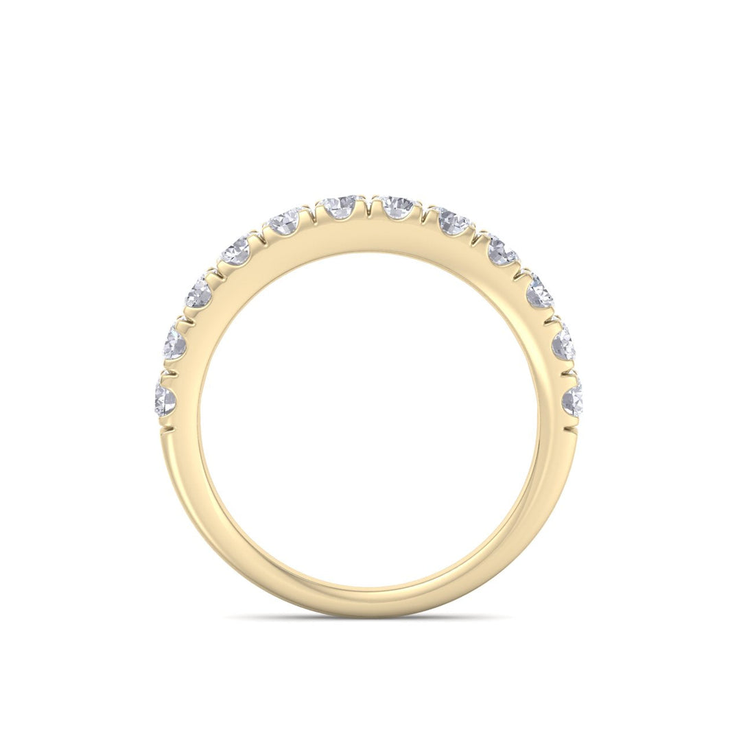Classic Wedding band in rose gold with white diamonds of 0.96 ct in weight