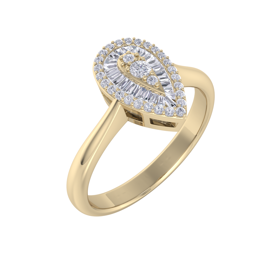 Diamond ring in yellow gold with white diamonds of 0.39 ct in weight