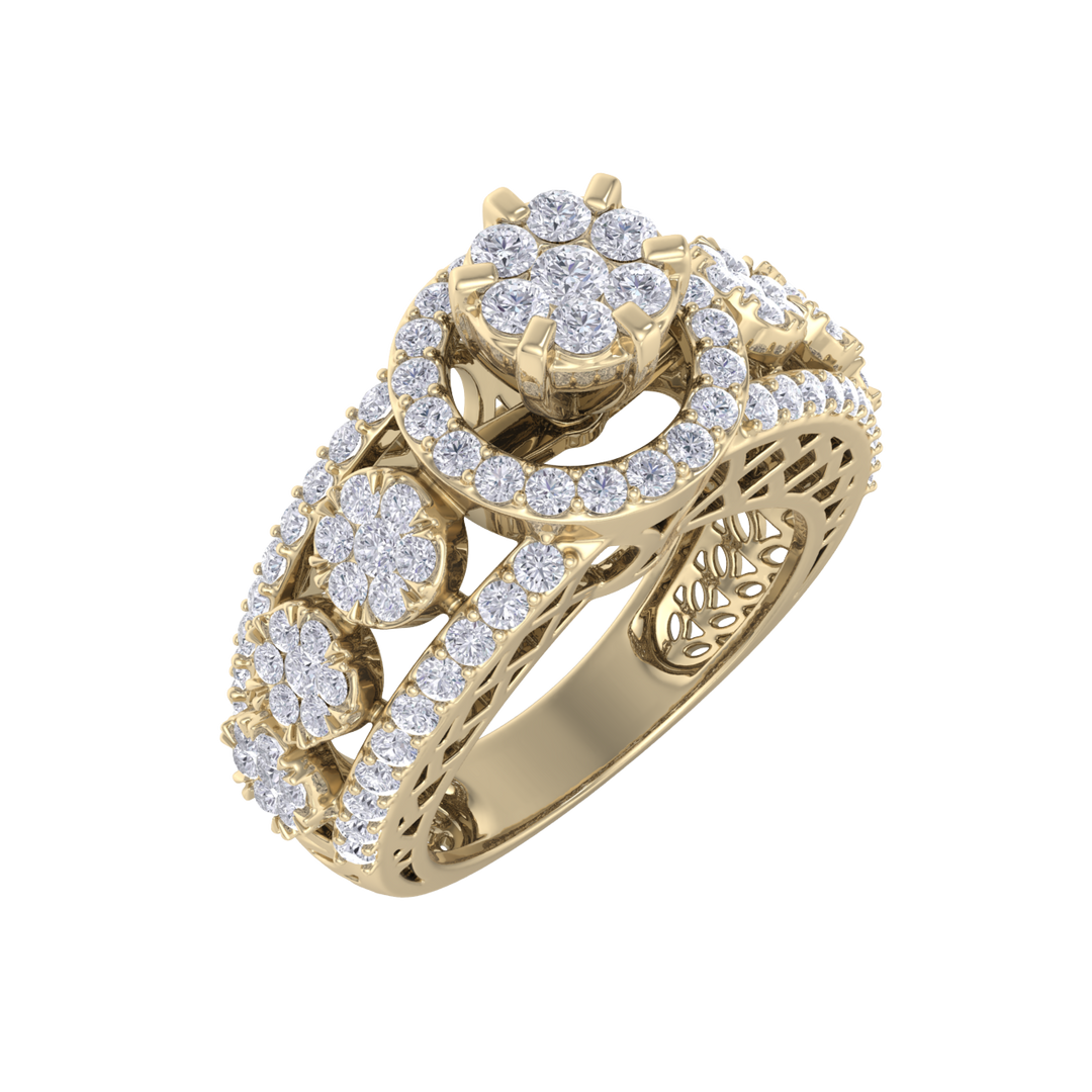 Beautiful ring in yellow gold with white diamonds of 1.28 ct in weight