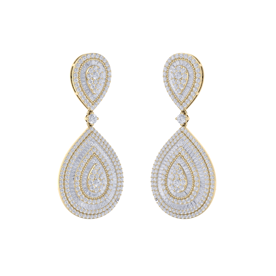 Diamond chandelier earrings in yellow gold with white diamonds of 8.15 ct in weight