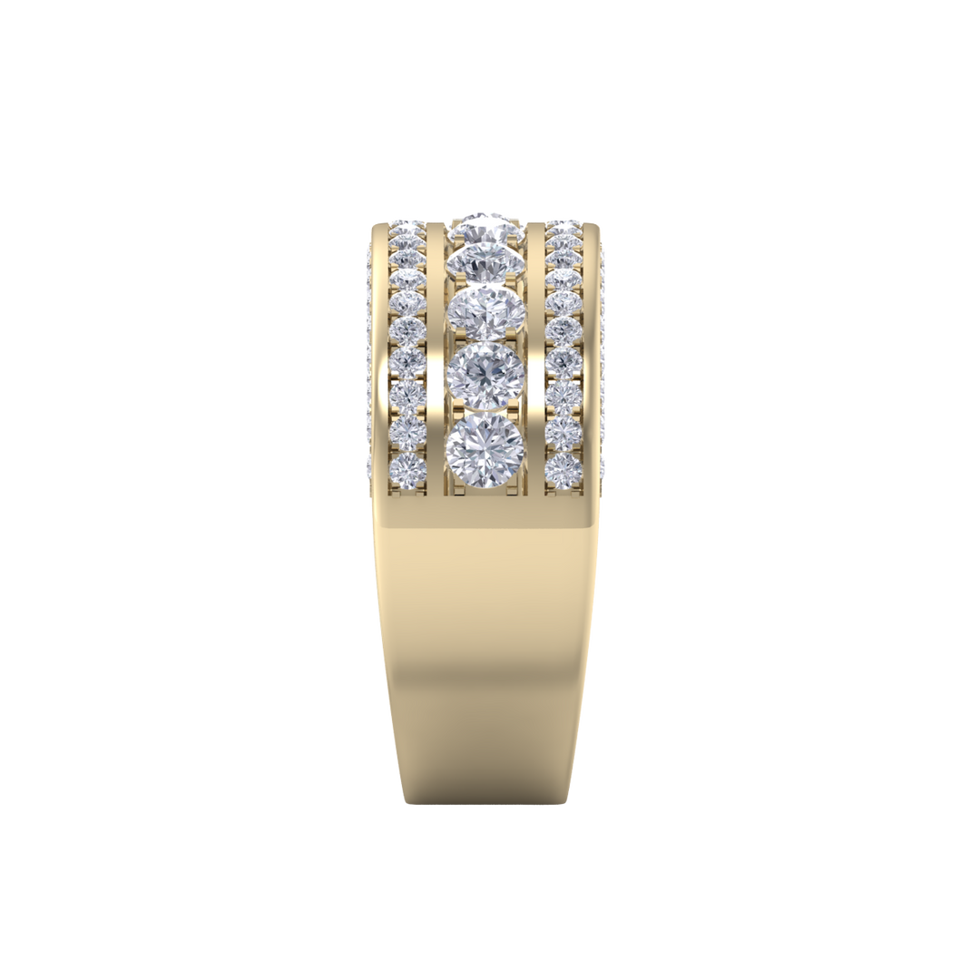 Five row diamond ring in white gold with white diamonds of 1.39 ct in weight