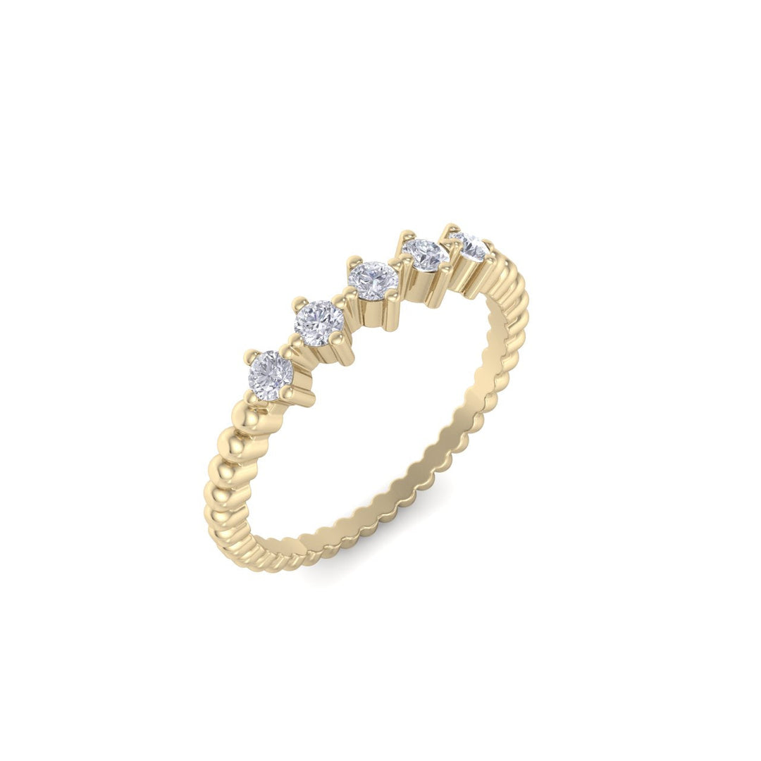 Diamond ring in rose gold with white diamonds of 0.20 ct in weight