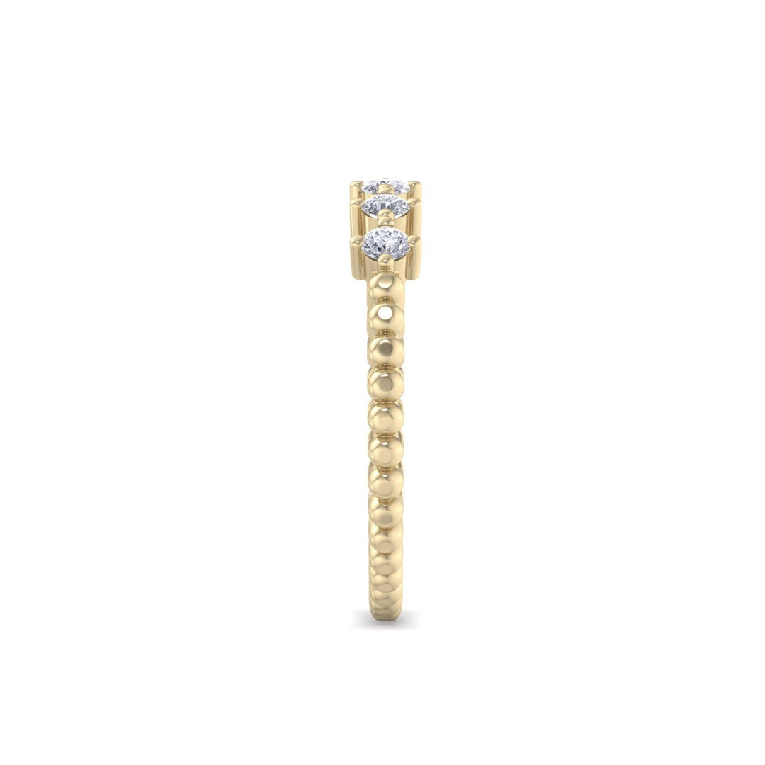 Diamond ring in rose gold with white diamonds of 0.20 ct in weight