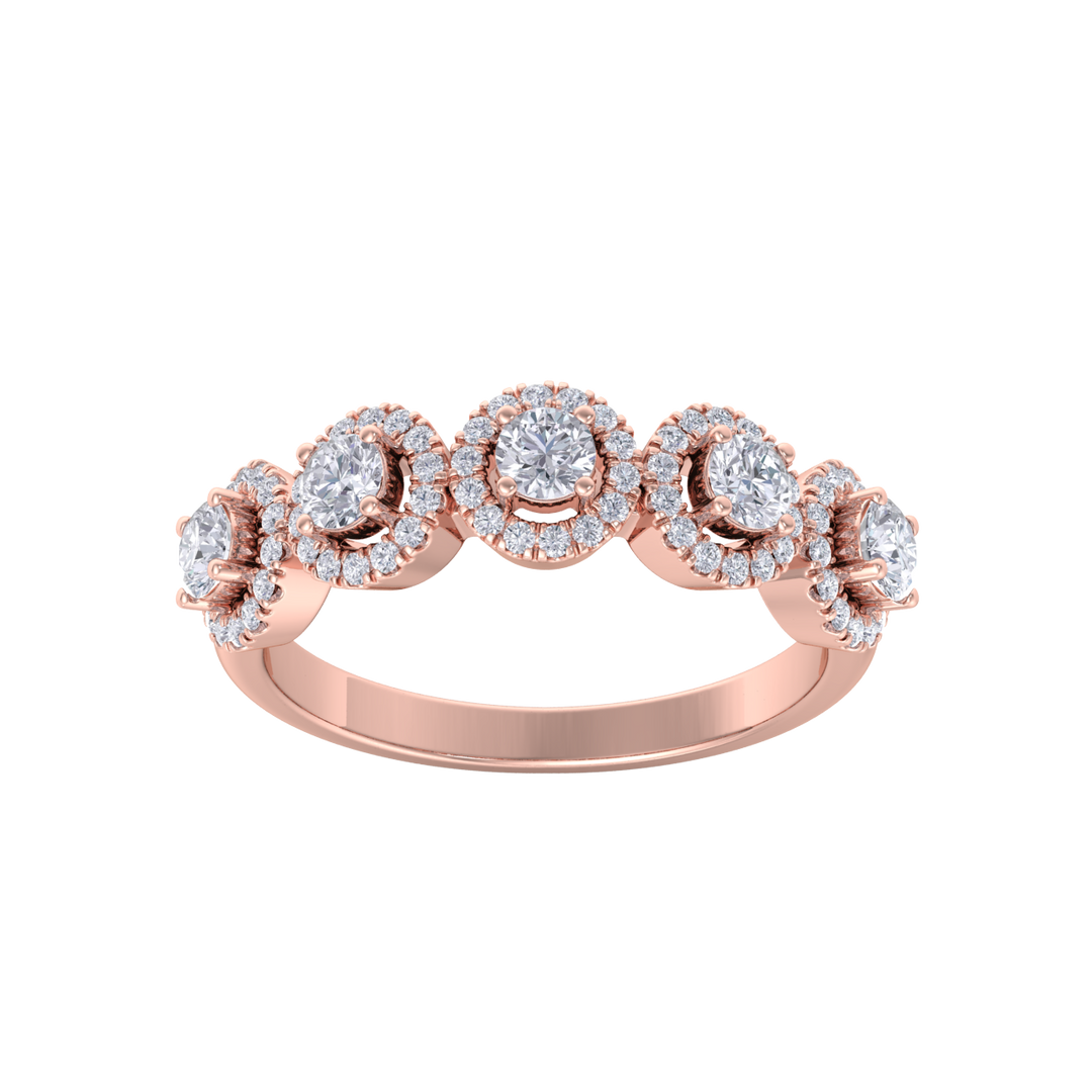 Diamond ring in rose gold with white diamonds of 0.78 ct in weight