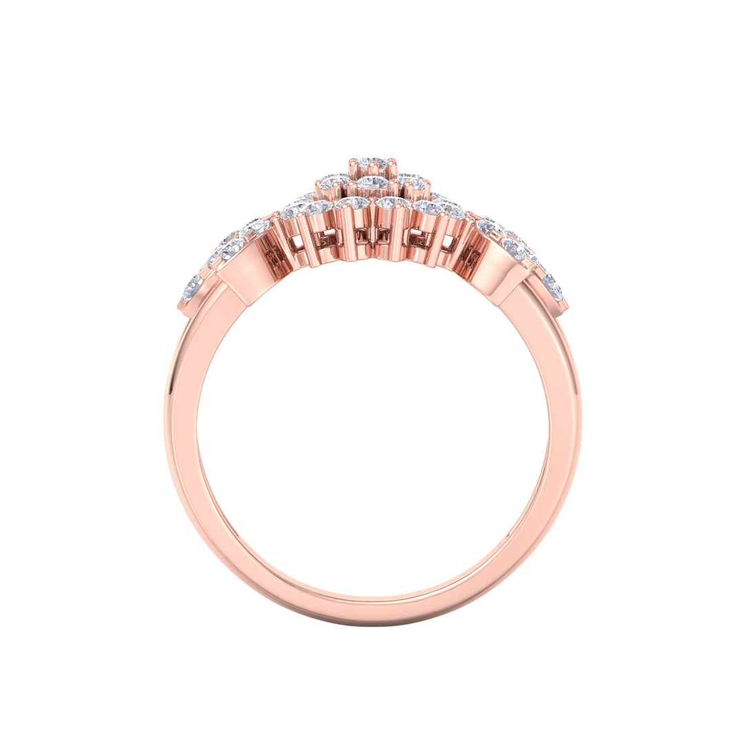 Elegant flower ring in yellow gold with white diamonds of 0.60 ct in weight