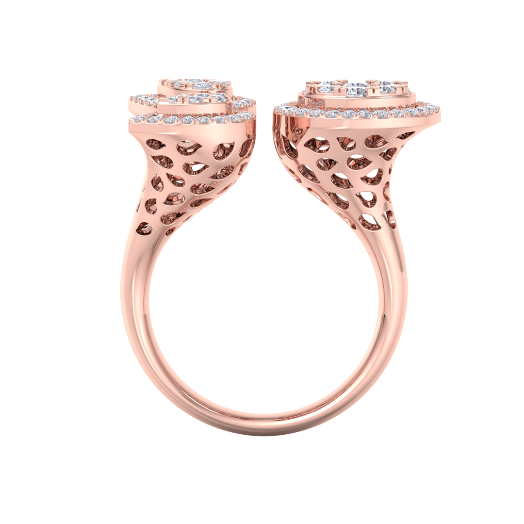 Statement ring in yellow gold with white diamonds of 0.73 ct in weight