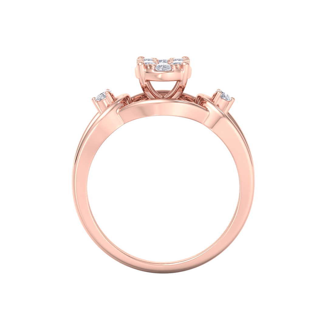 Beautiful ring in rose gold with white diamonds of 0.36 ct in weight