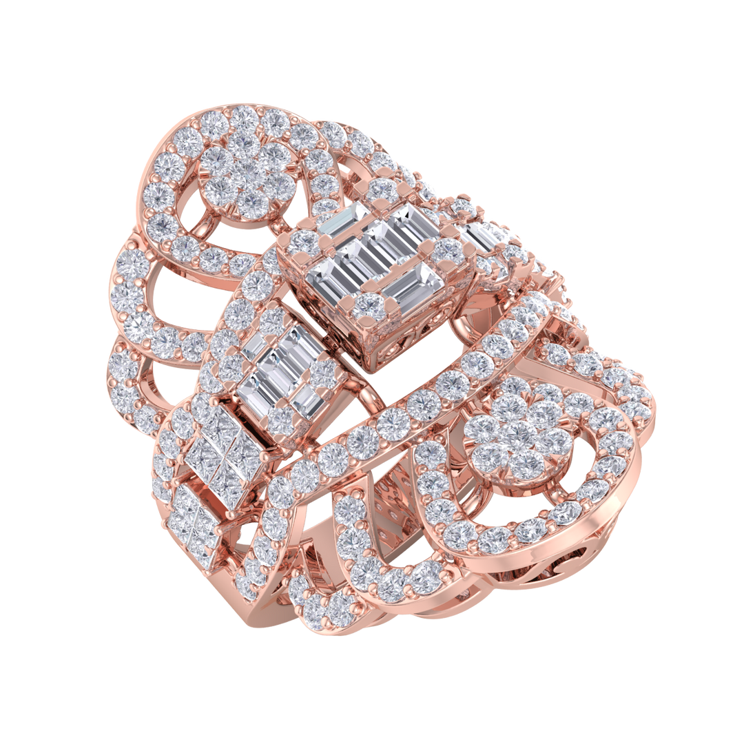 Statement ring in yellow gold with white diamonds of 1.91 ct in weight