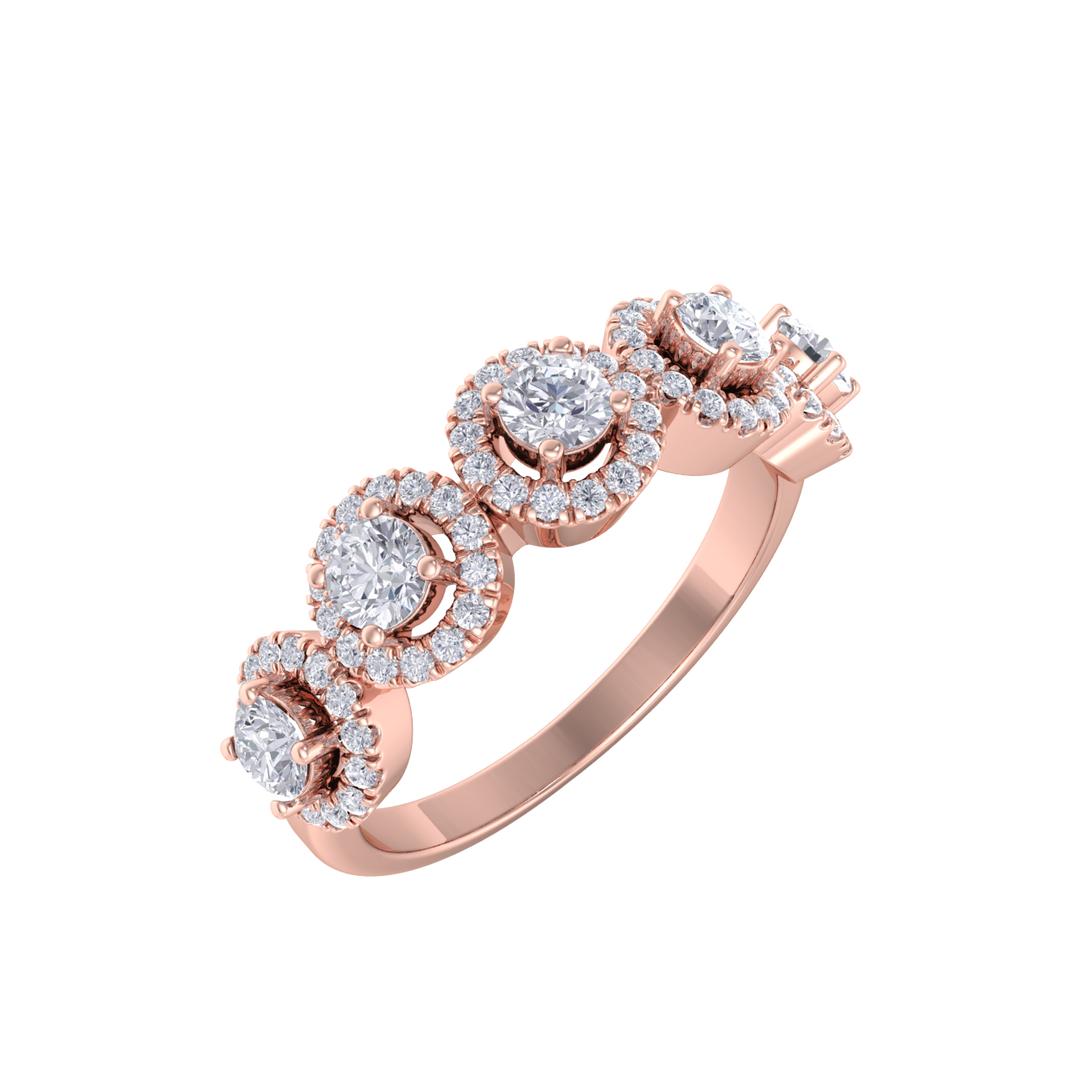 Diamond ring in rose gold with white diamonds of 0.78 ct in weight