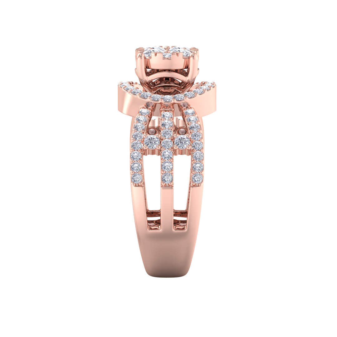 Fashion ring in white gold with white diamonds of 0.75 ct in weight