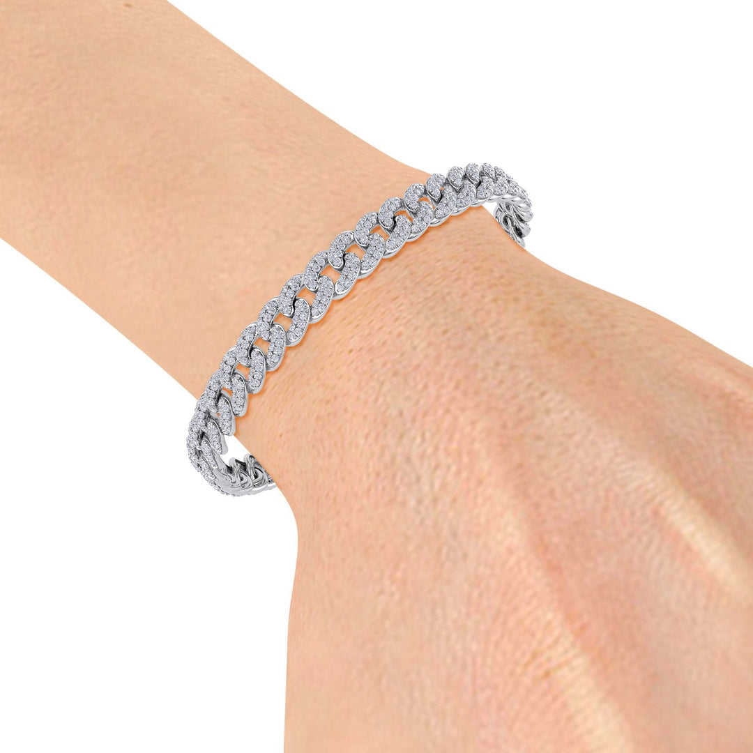 Chain diamond bracelet in white gold with white diamonds of 3.17 ct in weight
